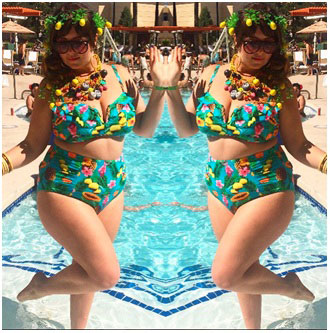 woman with full hips and thighs wearing bikini